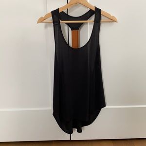 Onzie Elastic Back stank in black and copper. One size.